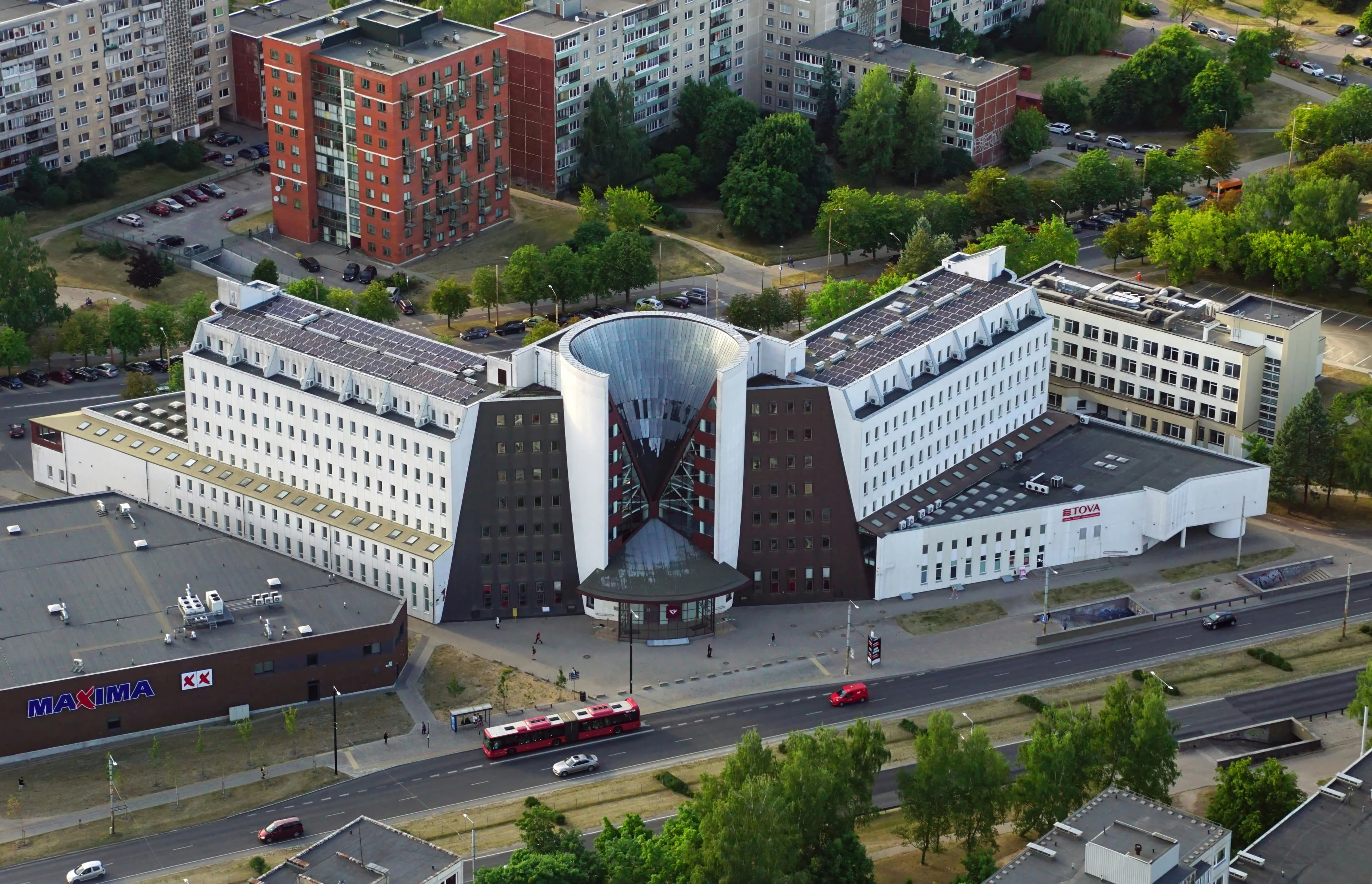 An aerial view of a building in a city